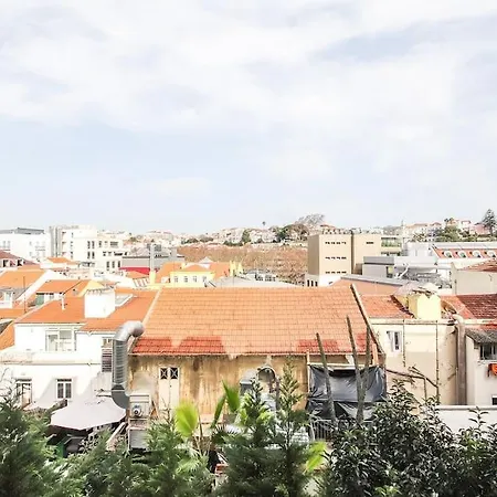 Апартаменты Outstanding Liberdade Spacious 2 Bedroom W Ac *