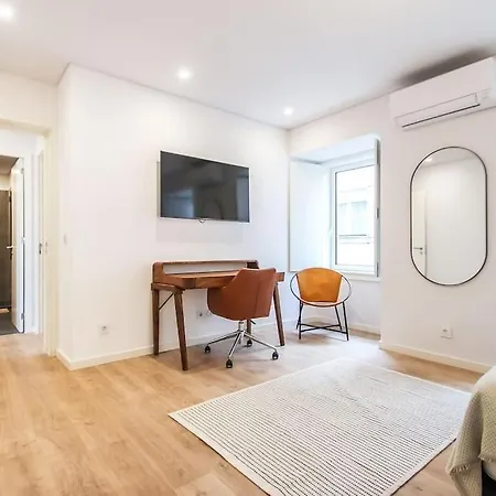 Outstanding Liberdade Spacious 2 Bedroom W Ac 아파트 리스본