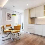 Outstanding Liberdade Spacious 2 Bedroom W Ac Lisboa