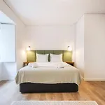 Outstanding Liberdade Spacious 2 Bedroom W Ac شقة *