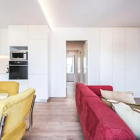 Outstanding Liberdade Spacious 2 Bedroom W Ac 아파트 *