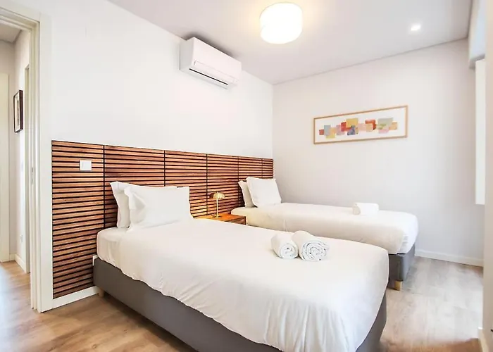 Outstanding Liberdade Spacious 2 Bedroom W Ac * Lisboa